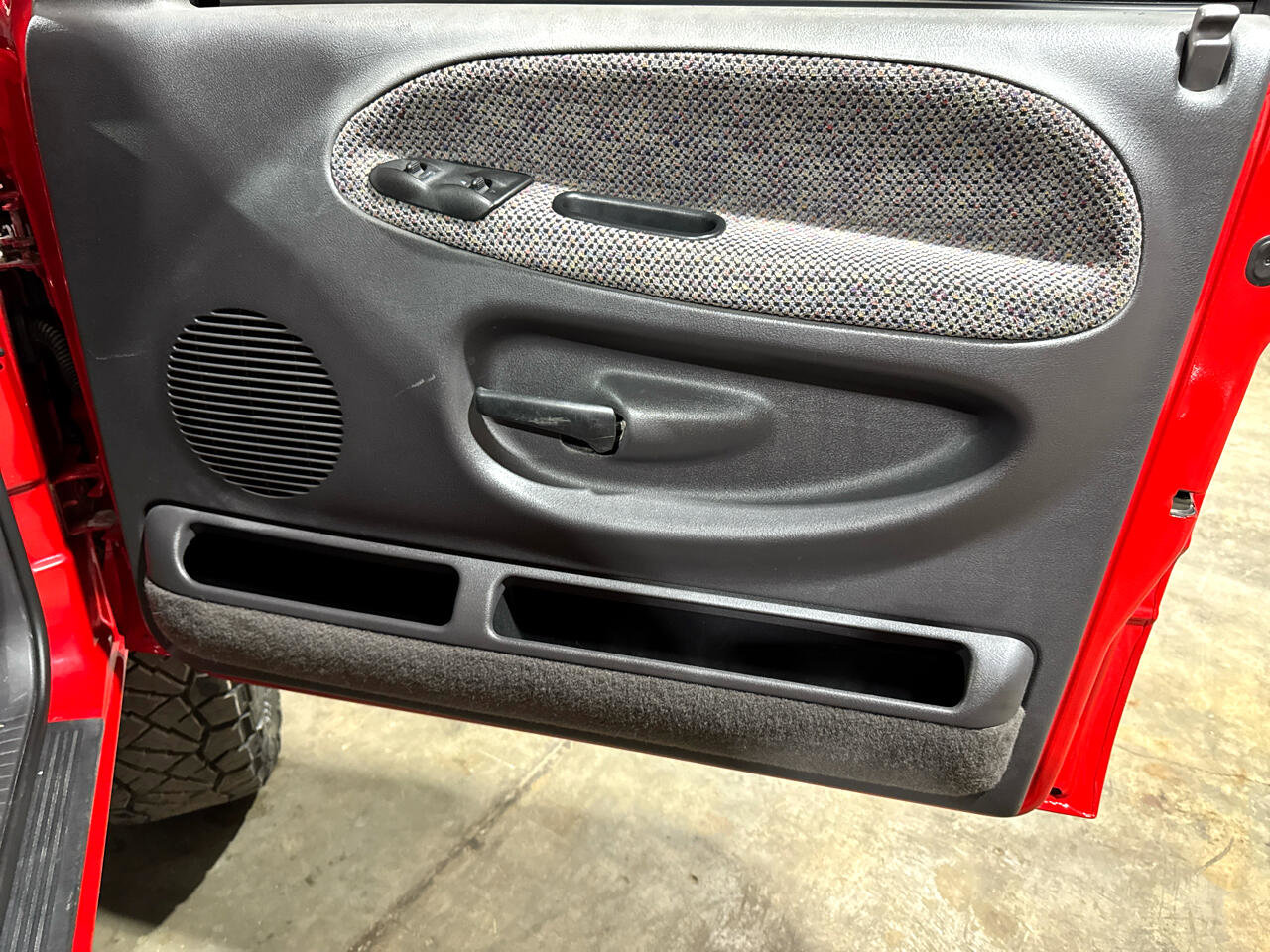 Used 1998 Dodge Ram 2500 Truck 4x4 Quad Cab image 47