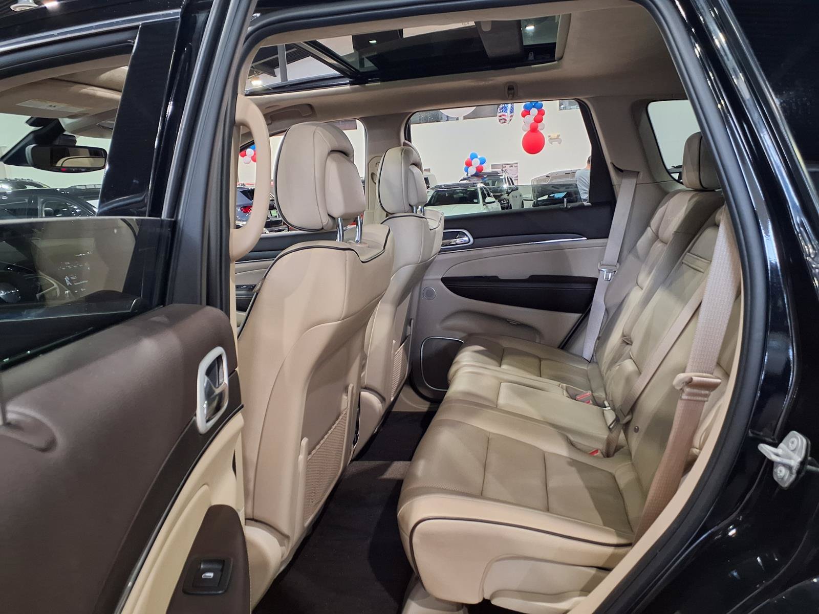 Certified 2020 Jeep Grand Cherokee Summit AWD/4WD image 19