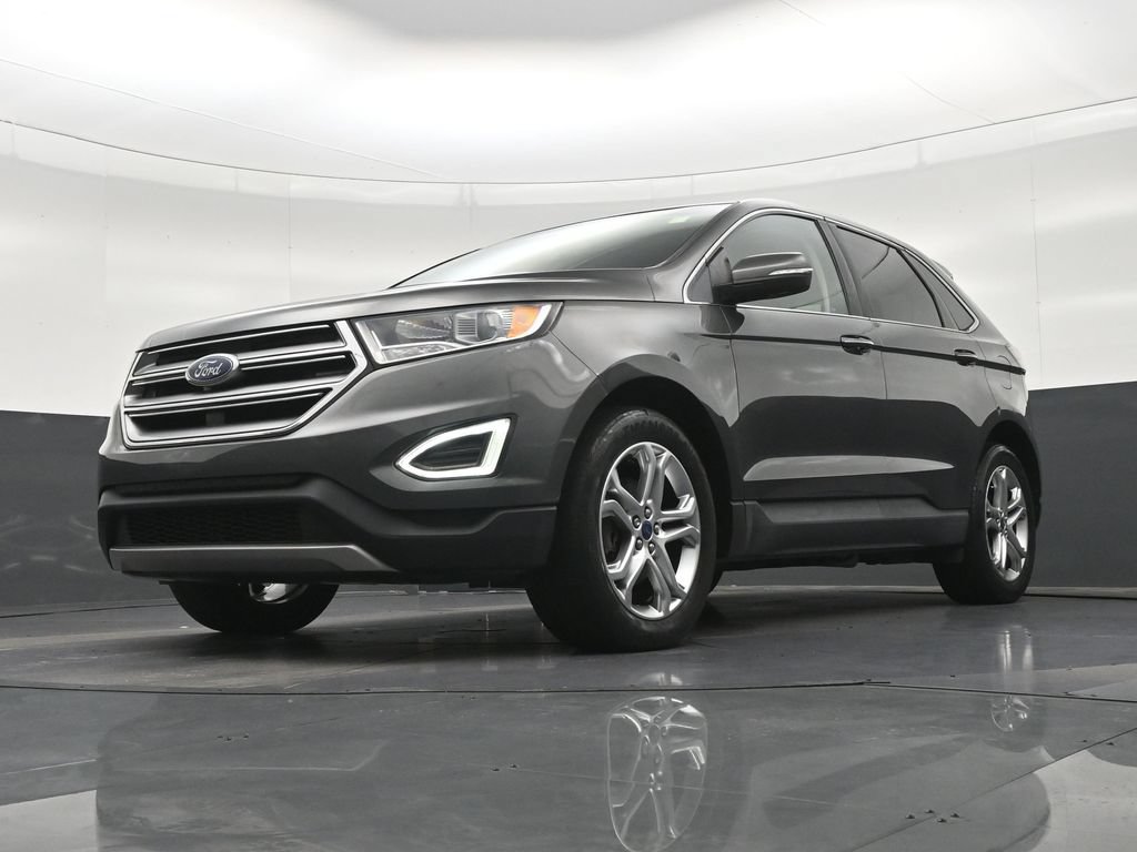 Used 2018 Ford Edge Titanium FWD image 28