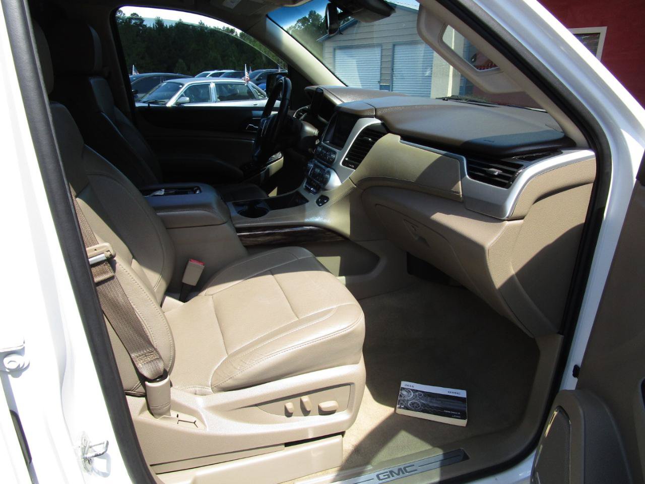 Used 2016 GMC Yukon SLT w/ HD Trailering Package RWD image 31