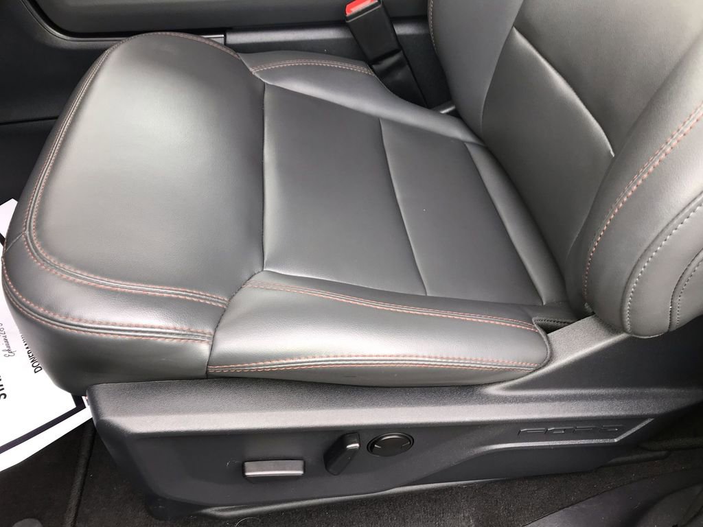 Used 2025 Ford Expedition Max Active AWD/4WD image 12