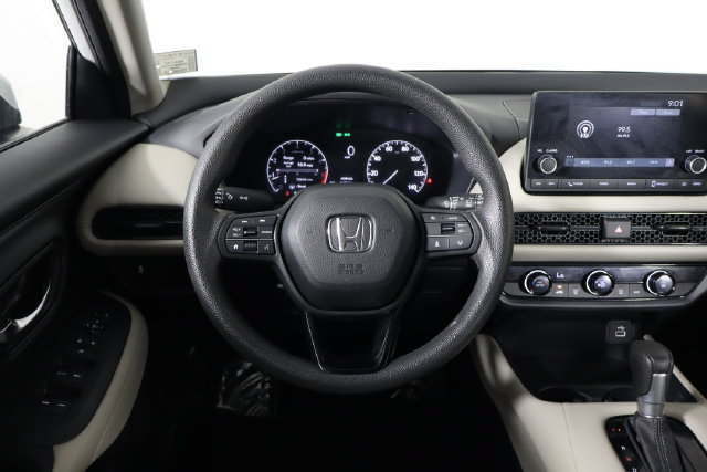 Used 2023 Honda HR-V LX image 7