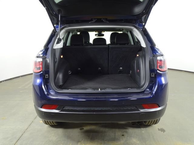 Used 2018 Jeep Compass Limited w/ Navigation Group image 16