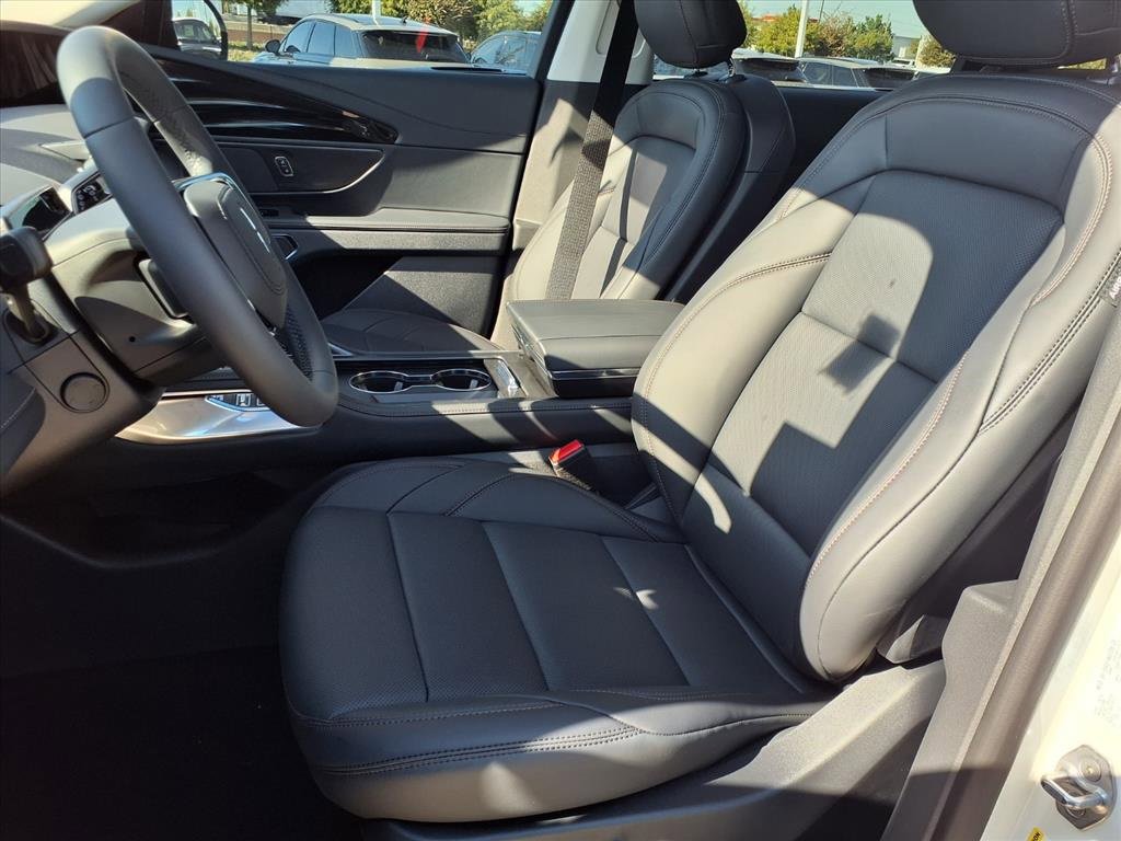 New 2026 Lincoln Nautilus Premier w/ Jet Appearance Package image 11