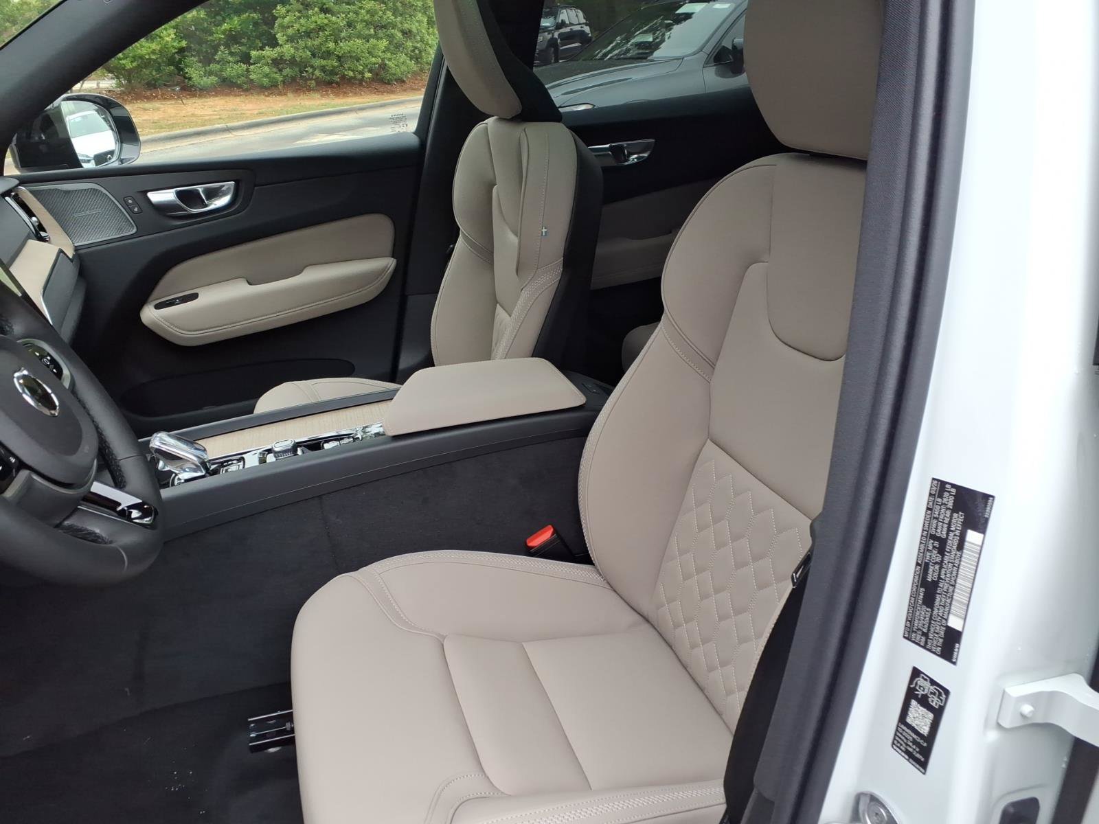 New 2026 Volvo XC60 B5 Plus w/ Protection Package Premier AWD/4WD image 16