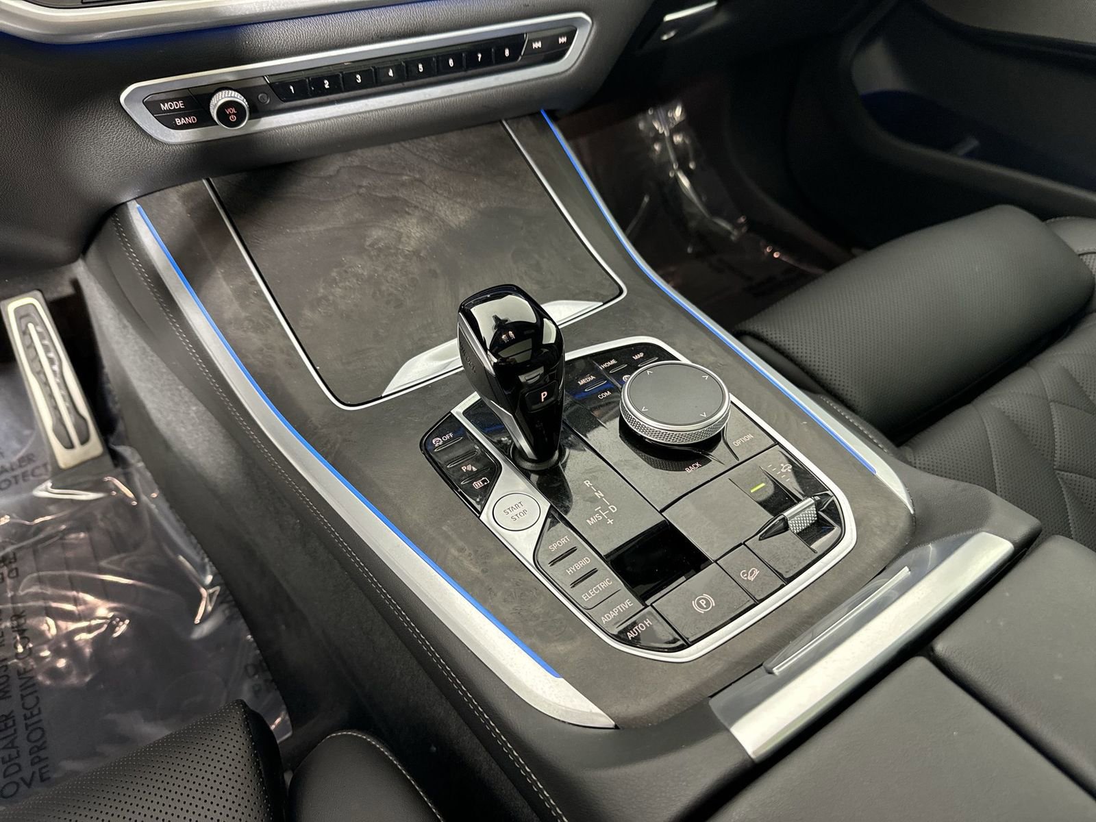 Used 2023 BMW X5 xDrive45e w/ M Sport Package image 18