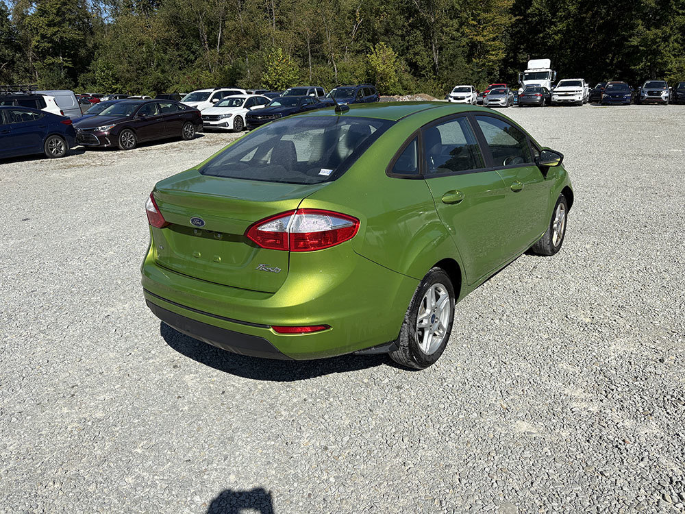 Used 2019 Ford Fiesta SE image 3
