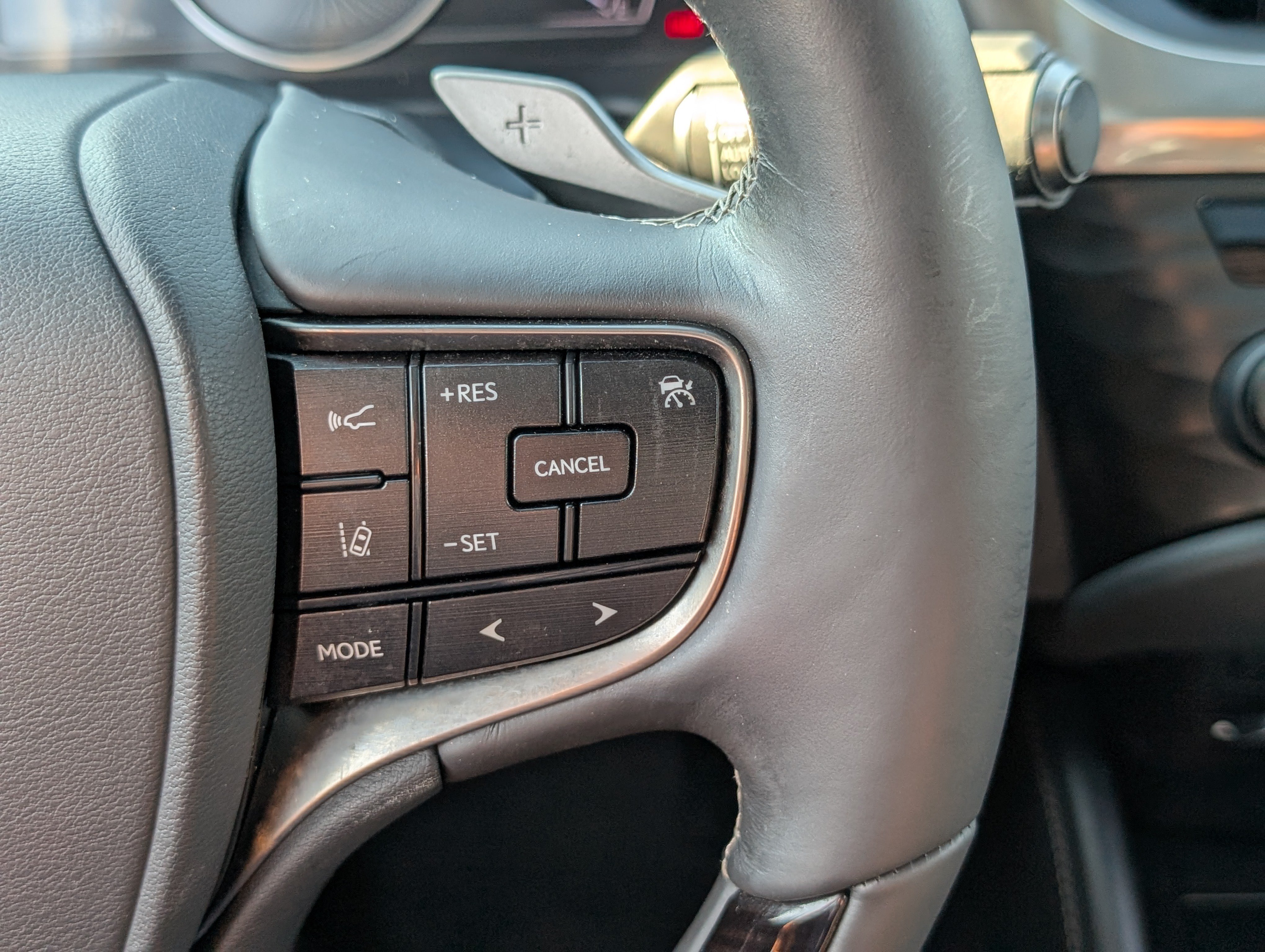 Used 2020 Lexus ES 350 w/ Premium Package FWD image 23