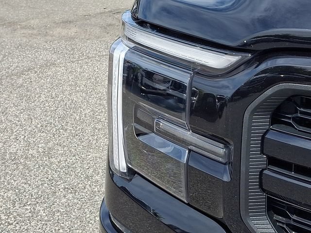 Used 2025 Ford F150 Lariat w/ Bed Utility Package AWD/4WD image 30