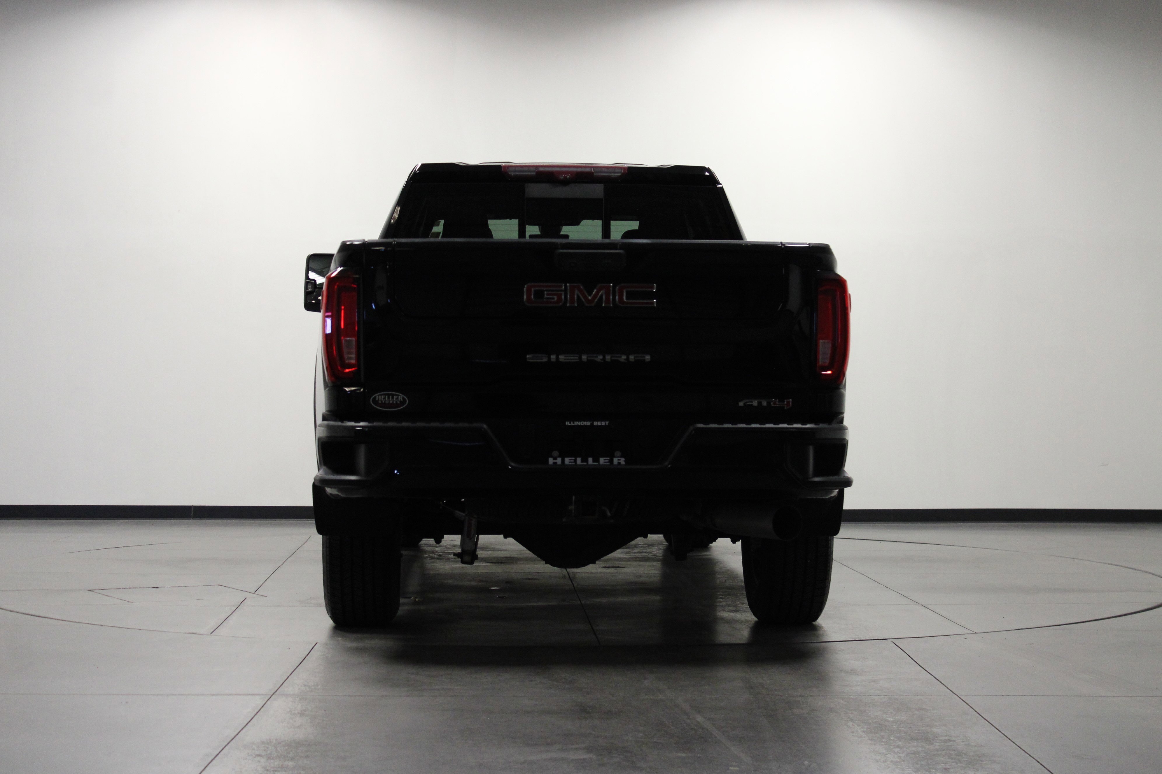 Used 2020 GMC Sierra 2500 AT4 w/ AT4 Premium Package image 5
