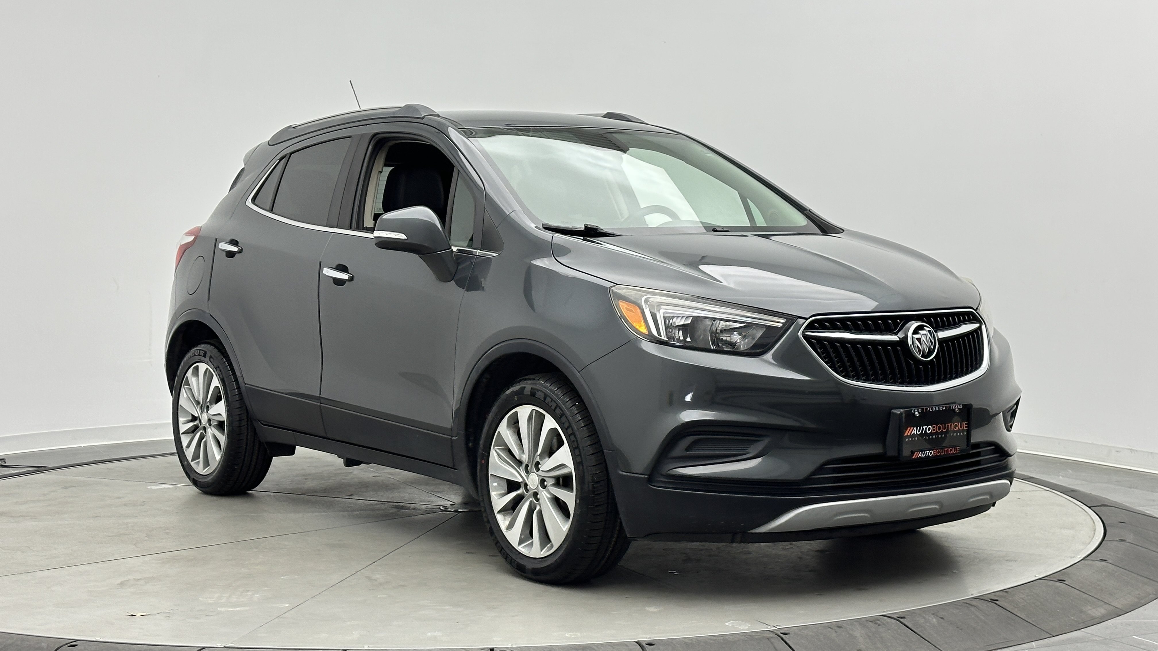 Used 2017 Buick Encore Preferred FWD image 3