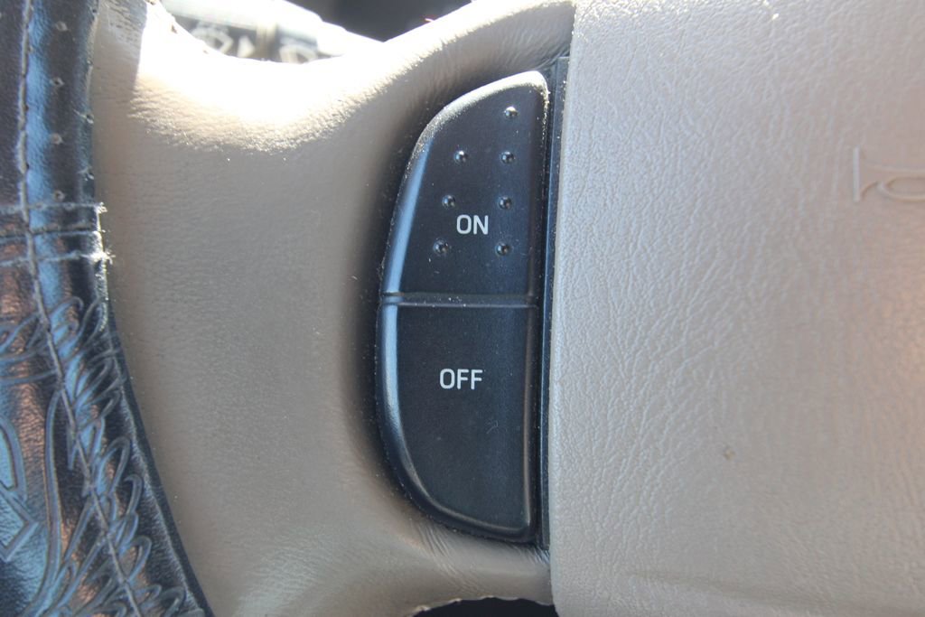 Used 2004 Ford F250 Lariat image 18