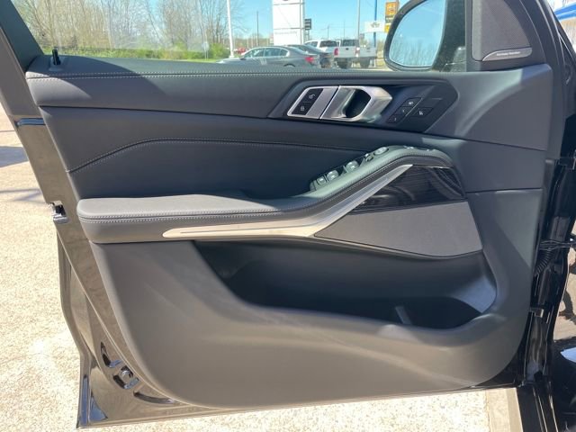 New 2026 BMW X5 xDrive40i w/ M Sport Package image 9