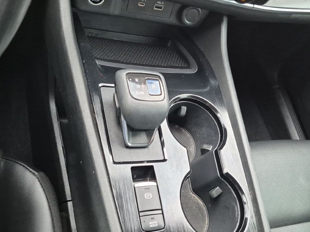 Used 2021 Nissan Rogue SV w/ Premium Package FWD image 22