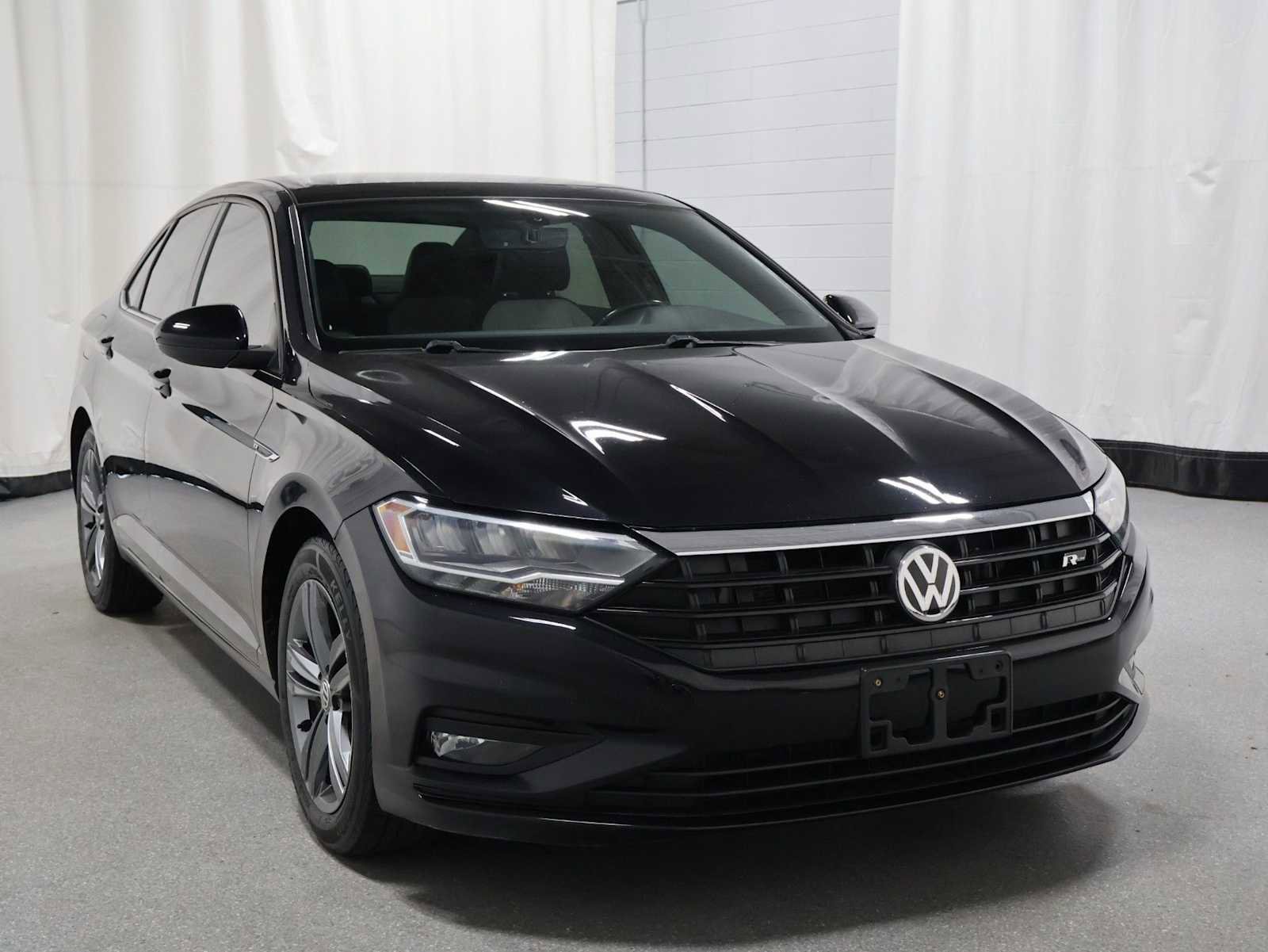 Used 2020 Volkswagen Jetta R-Line FWD image 13