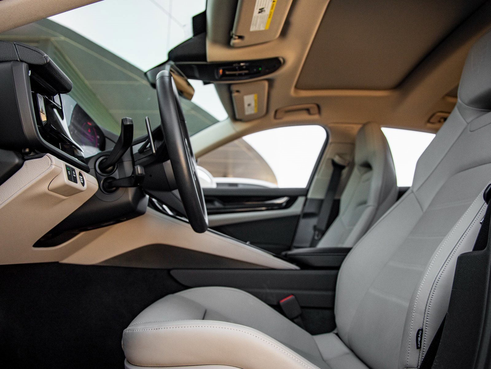 Certified 2025 Porsche Panamera 4 image 23