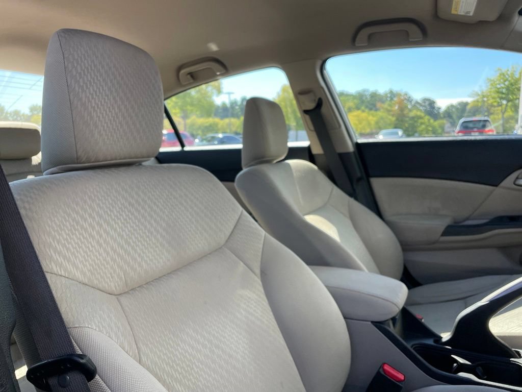 Used 2015 Honda Civic LX image 31