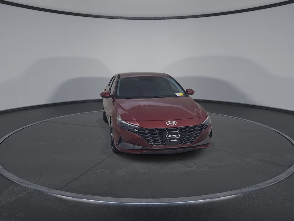 Used 2023 Hyundai Elantra Limited FWD image 4