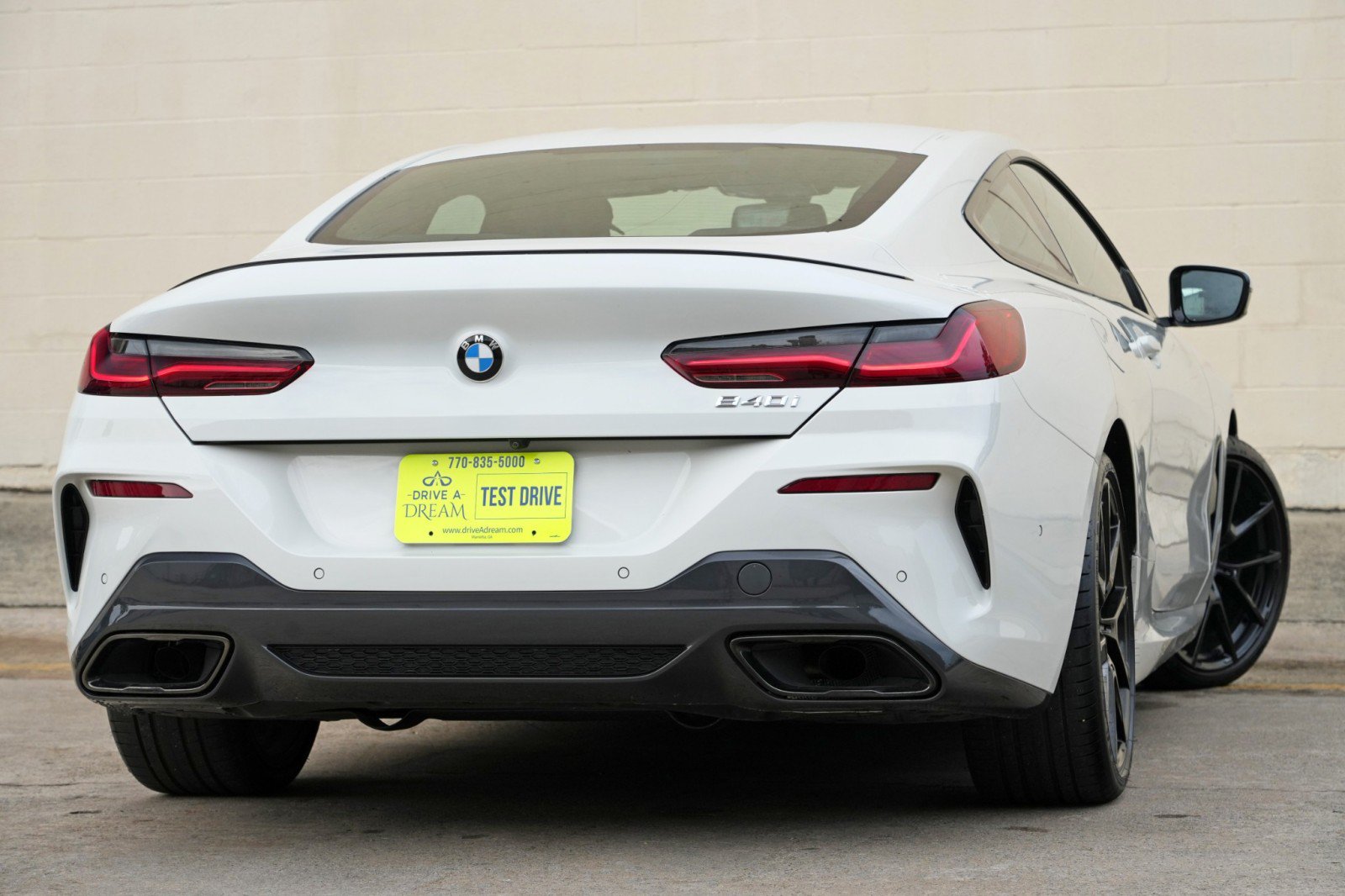 Used 2024 BMW 840i Coupe w/ M Sport Professional Package RWD image 5