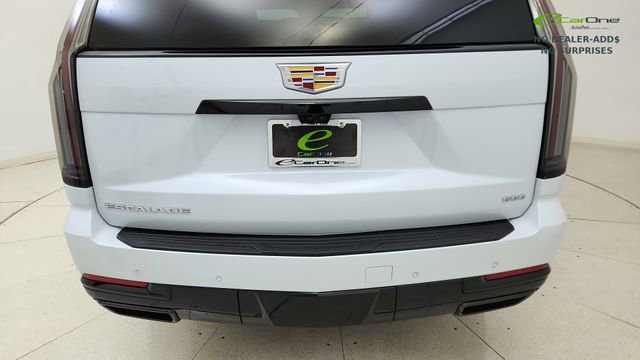 Used 2026 Cadillac Escalade Platinum Sport AWD/4WD image 11