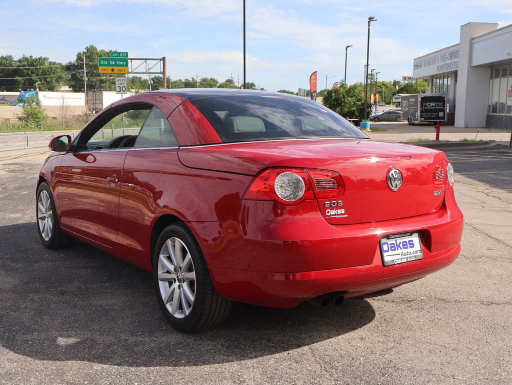 Used 2008 Volkswagen Eos 2.0T FWD image 4
