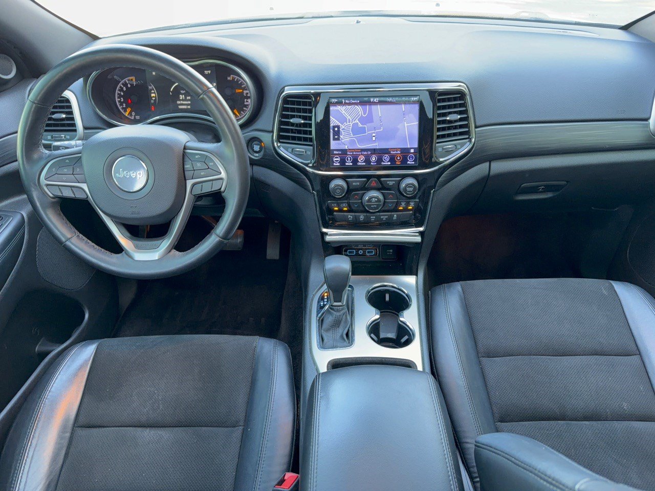 Used 2019 Jeep Grand Cherokee Altitude RWD image 17