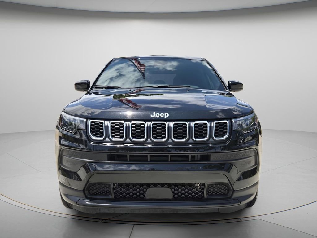 Used 2025 Jeep Compass Sport AWD/4WD image 5