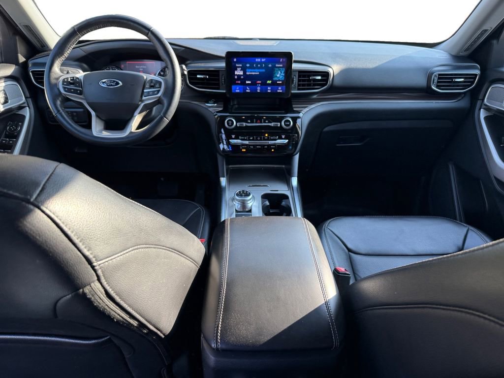 Used 2021 Ford Explorer Limited w/ Equipment Group 301A image 10