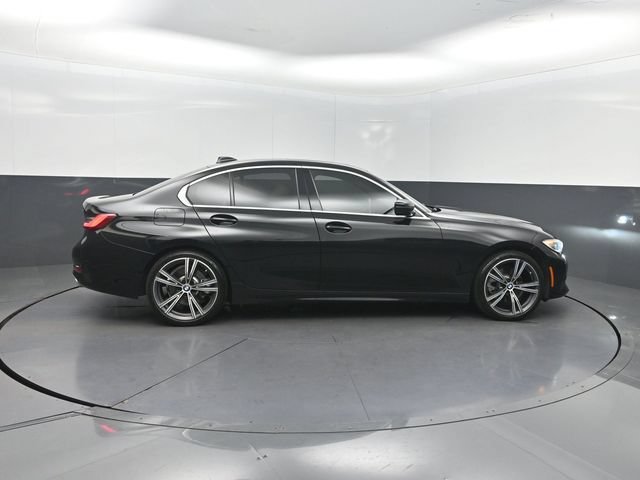 Used 2022 BMW 330i Sedan w/ Driving Assistance Package RWD image 27