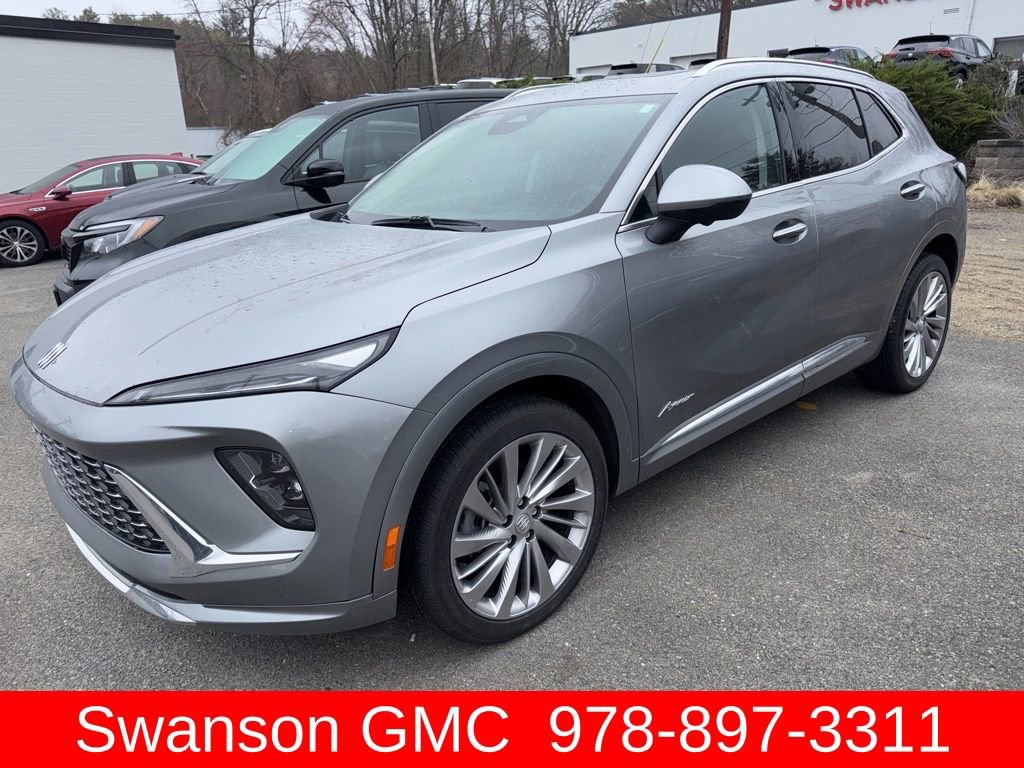 Used 2025 Buick Envision Avenir