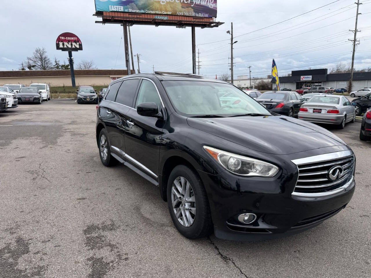 Used 2013 INFINITI JX35 AWD w/ Premium Pkg image 6