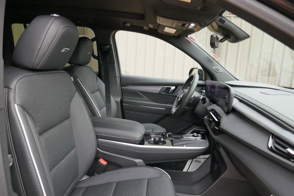 New 2026 Buick Enclave Sport Touring w/ Super Cruise Package image 9