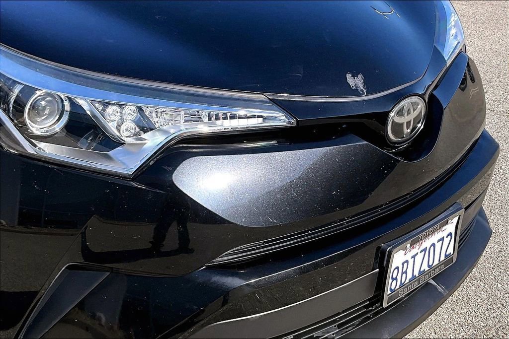 Used 2018 Toyota C-HR XLE FWD image 33