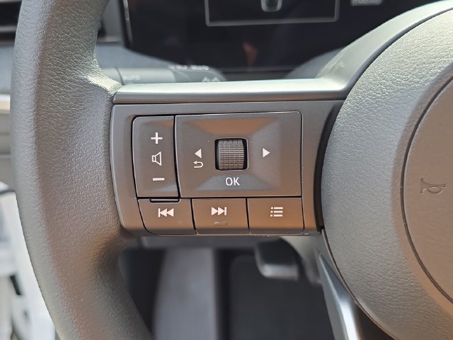 New 2026 Nissan Kicks SV w/ SV Premium Package FWD image 32