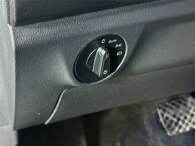 Used 2020 Volkswagen Jetta S w/ Driver Assistance Package image 20