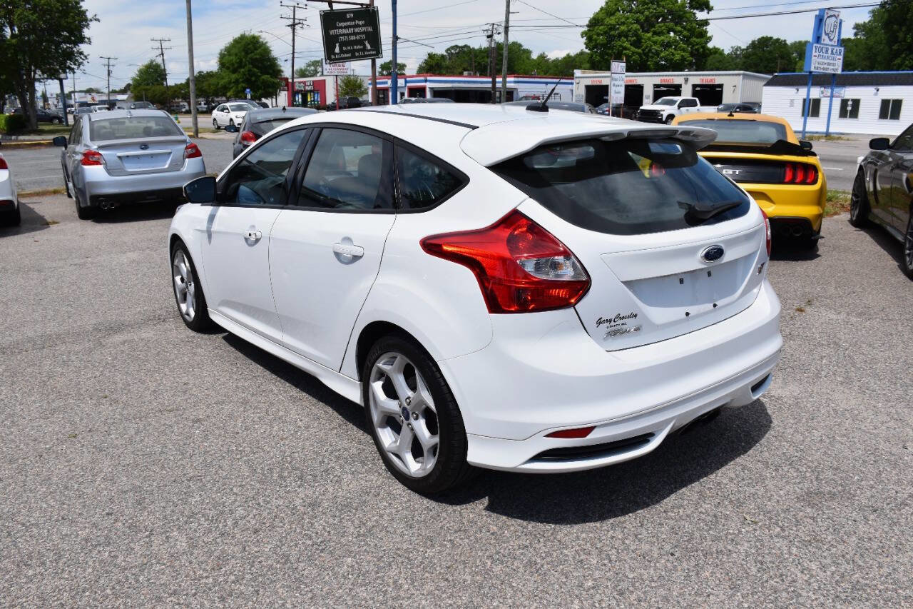 Used 2014 Ford Focus ST w/ Equipment Group 202A FWD image 9