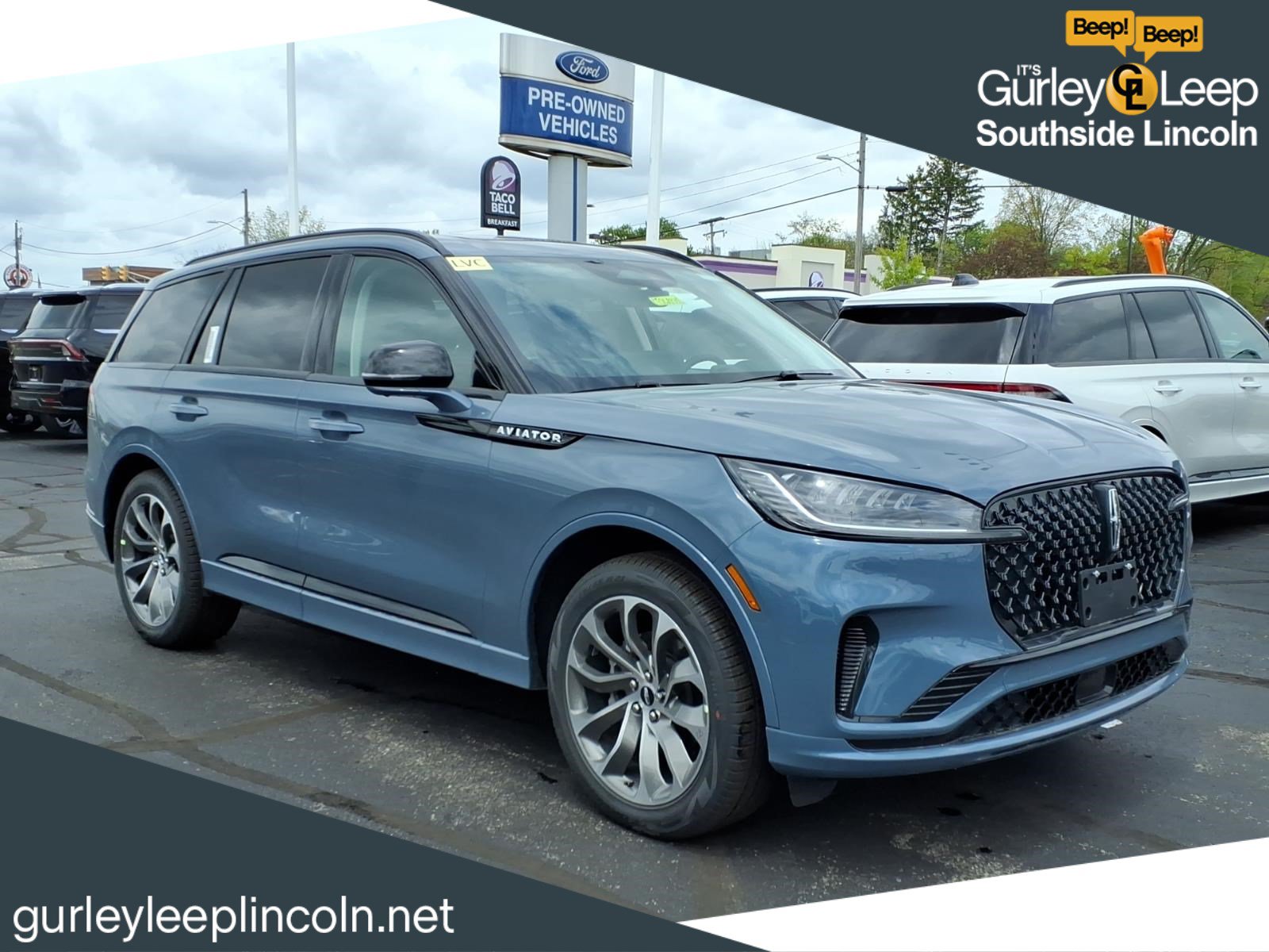 New 2026 Lincoln Aviator AWD w/ Jet Appearance Package image 1