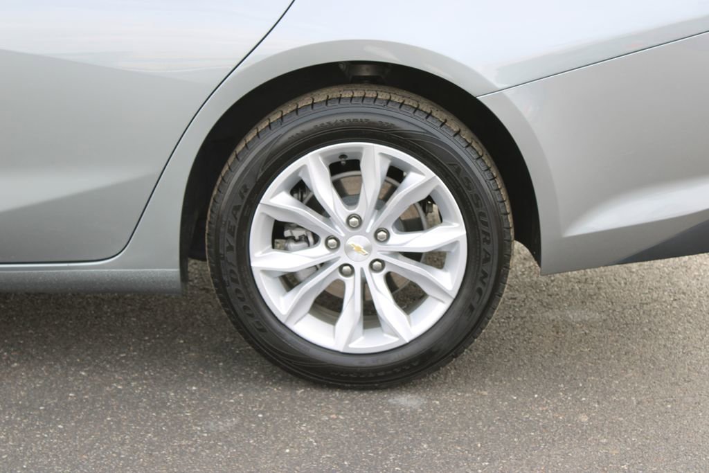 Used 2024 Chevrolet Malibu LT FWD image 17