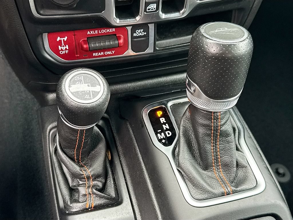 Used 2022 Jeep Gladiator Mojave AWD/4WD image 18