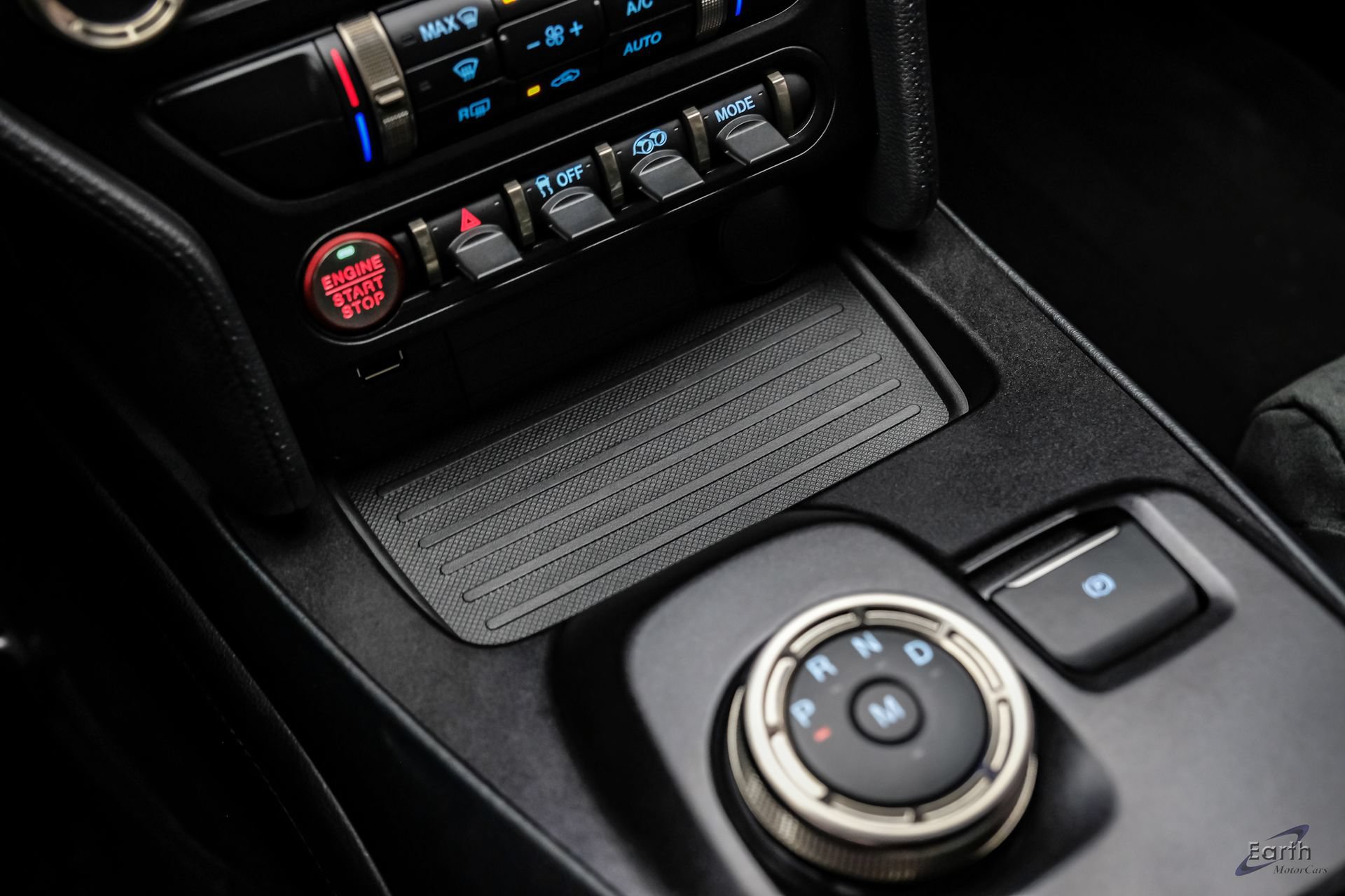 Used 2020 Ford Mustang Shelby GT500 w/ Carbon Fiber Track Pack RWD image 69