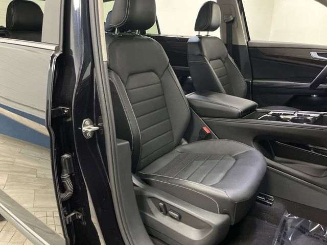 Used 2024 Volkswagen Atlas SEL image 32