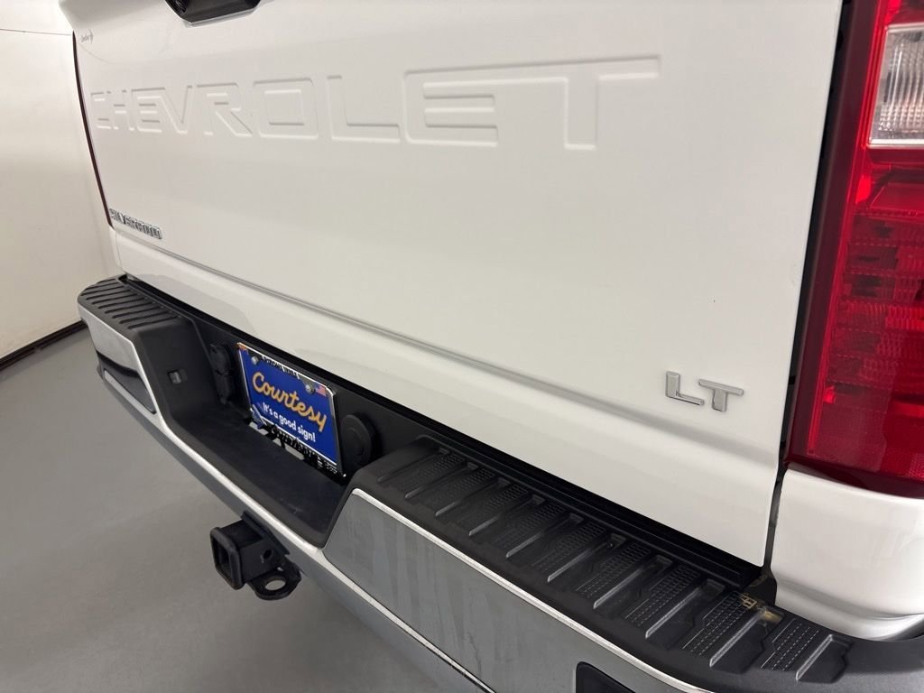 Used 2025 Chevrolet Silverado 2500 LT w/ Convenience Package AWD/4WD image 11