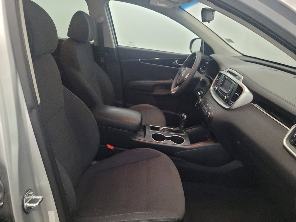Used 2018 Kia Sorento LX AWD/4WD image 21
