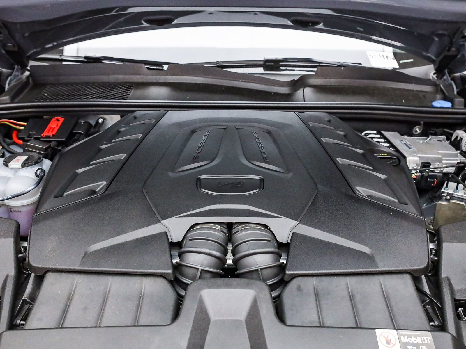 Used 2026 Porsche Cayenne GTS image 62