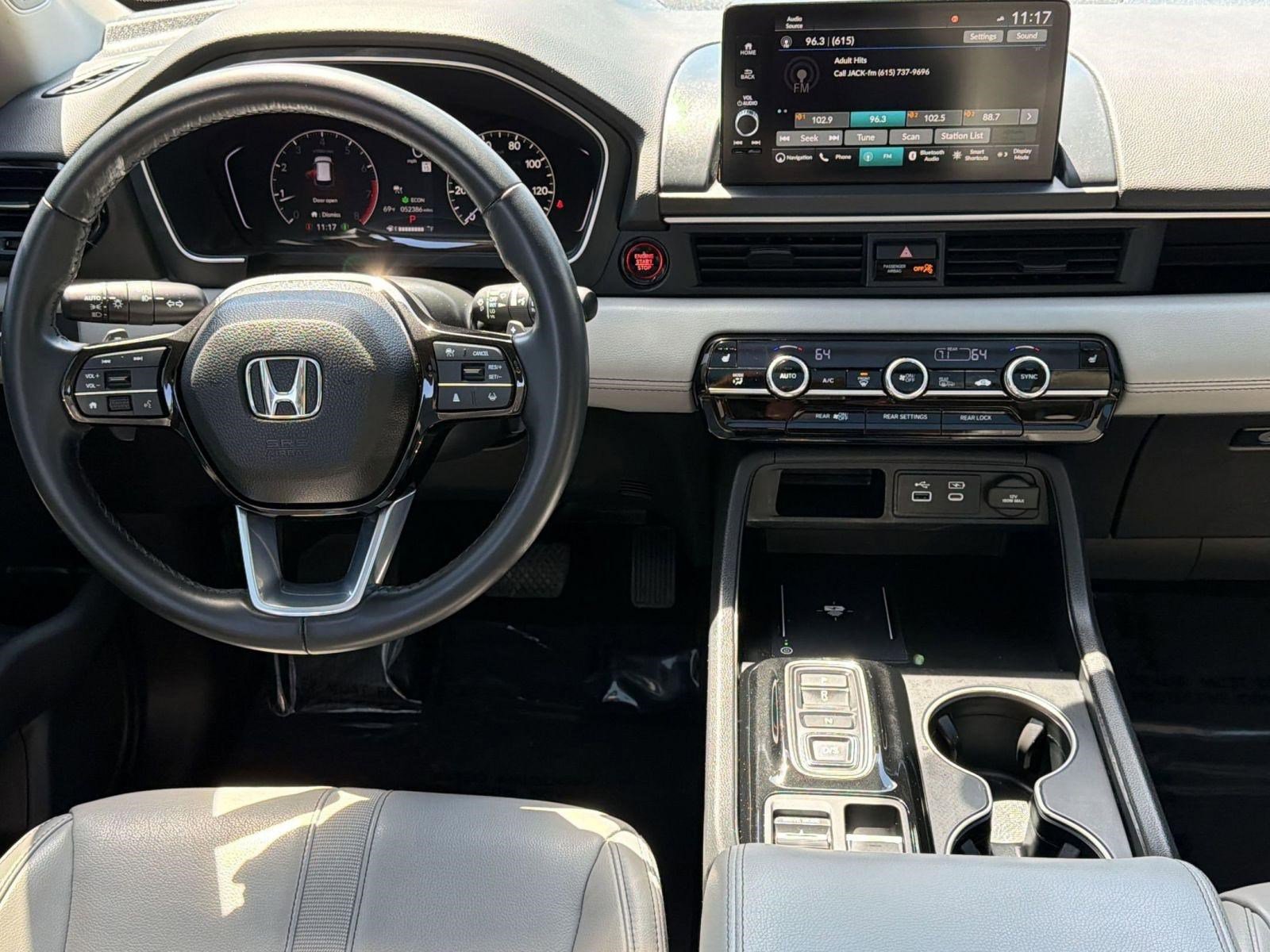 Used 2023 Honda Pilot Touring image 27