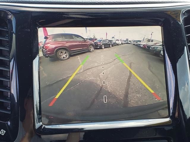 Used 2019 Jeep Cherokee Limited image 25