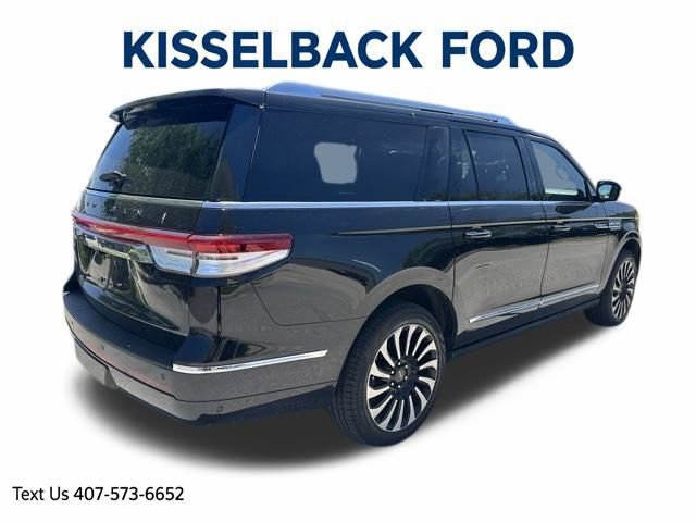 Used 2024 Lincoln Navigator L Black Label image 4