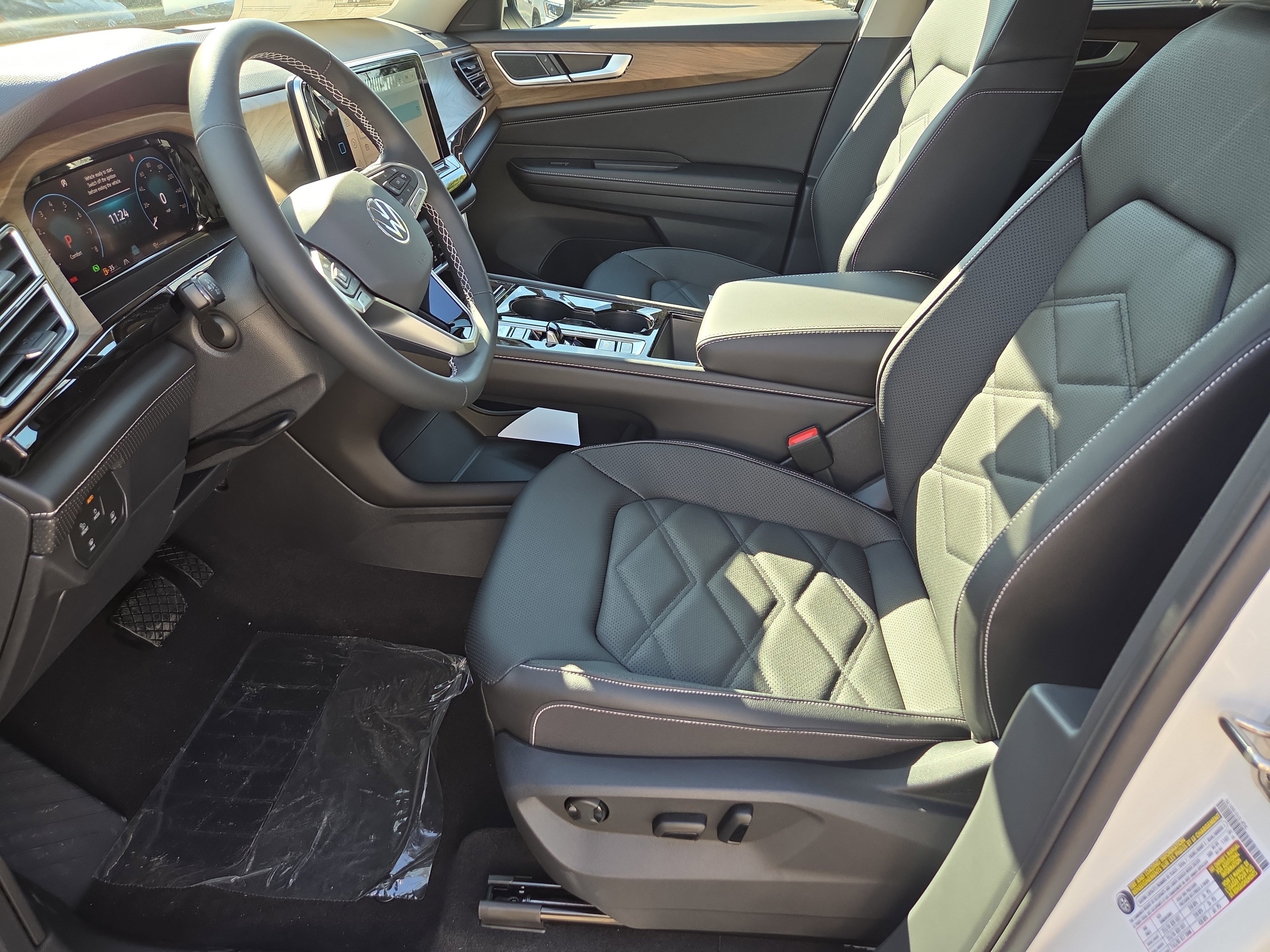 New 2026 Volkswagen Atlas SE image 5