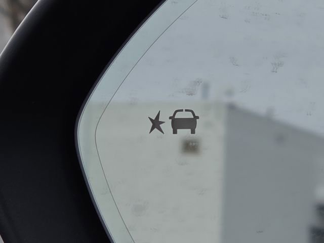 New 2026 Buick Envision Avenir image 13