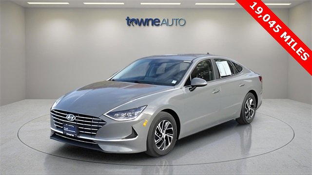 Used 2023 Hyundai Sonata Blue image 1